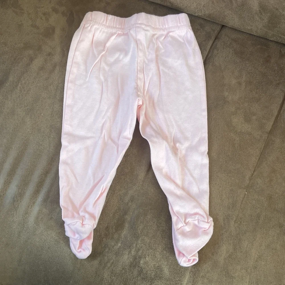 Carters baby girl 2 piece footie outfit; size 6M